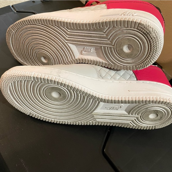 AF1 - Picture 3 of 3